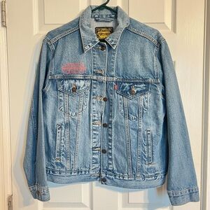 Star Wars Levi's Blue Denim Jacket with R2D2